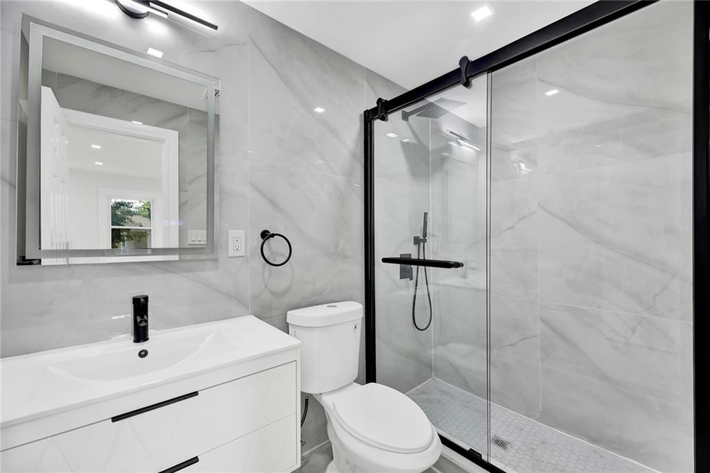 38 Chester Court Out of NYC Oceanside NY 11572