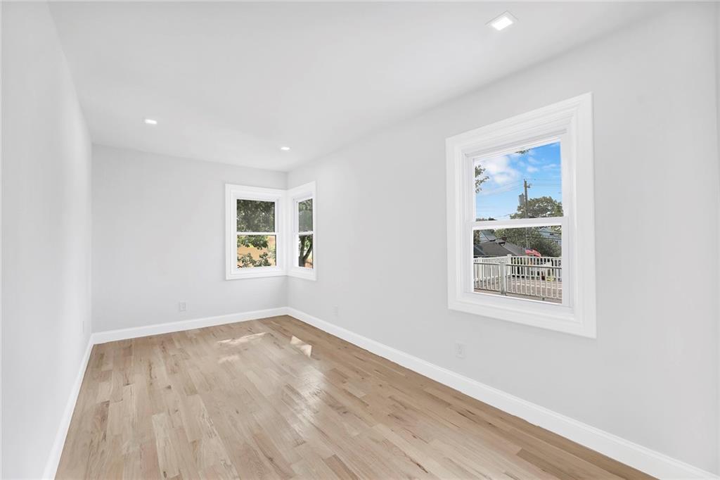 38 Chester Court Out of NYC Oceanside NY 11572