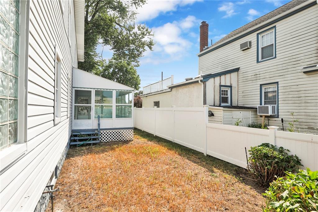38 Chester Court Out of NYC Oceanside NY 11572