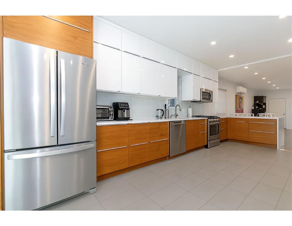 2703 East 28th Street Sheepshead Bay Brooklyn NY 11235