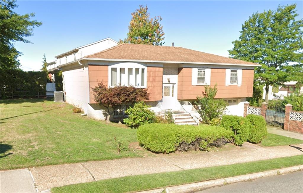 306 Todt Hill Road Staten Island NY 10314