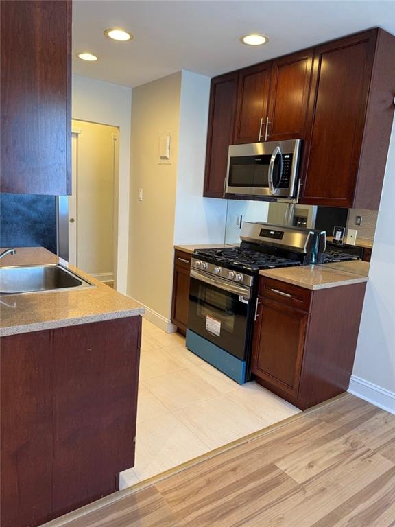 1294 Rockland Avenue New Springville Staten Island NY 10314
