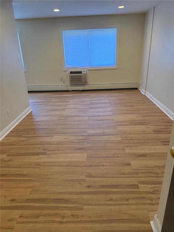 1294 Rockland Avenue New Springville Staten Island NY 10314