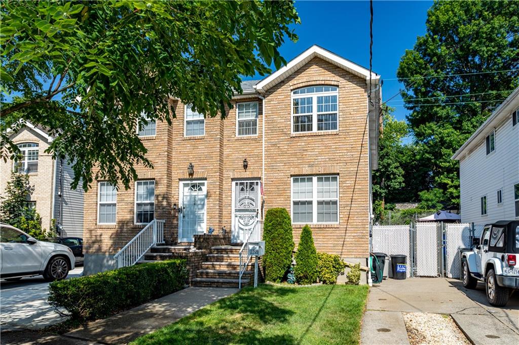 132 South Railroad Avenue Dongan Hills Staten Island NY 10305