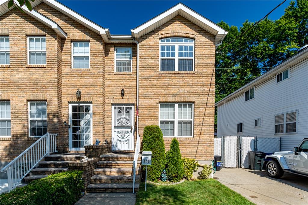 132 South Railroad Avenue Dongan Hills Staten Island NY 10305