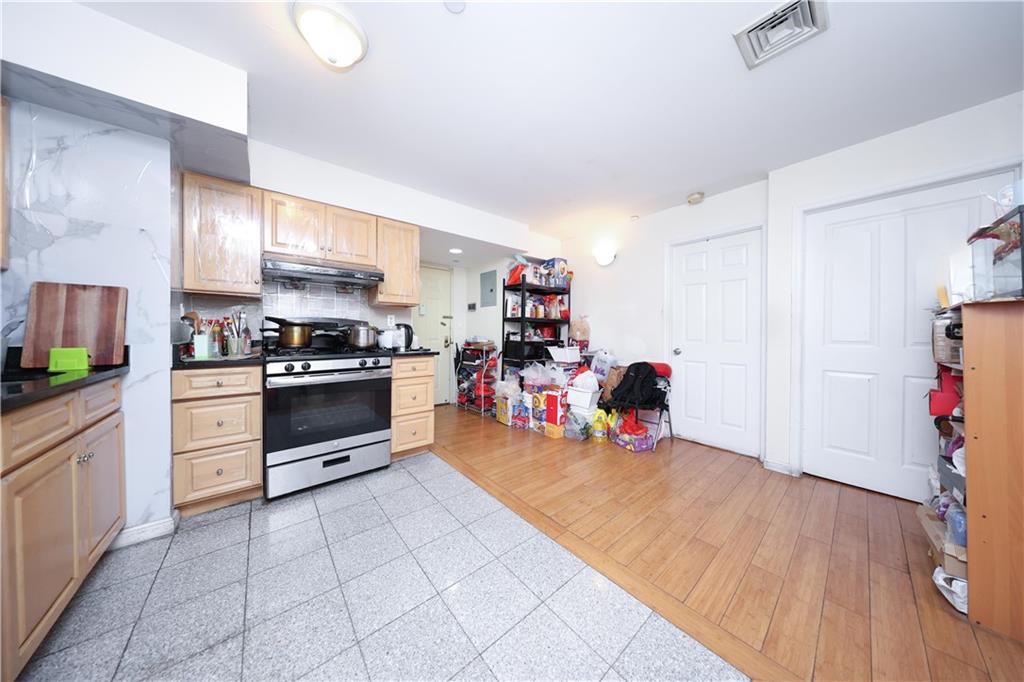 871 50th Street Sunset Park Brooklyn NY 11220