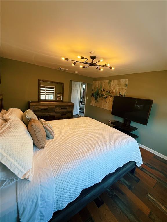 22 Wilshire Court Out of NYC Freeport NY 11520