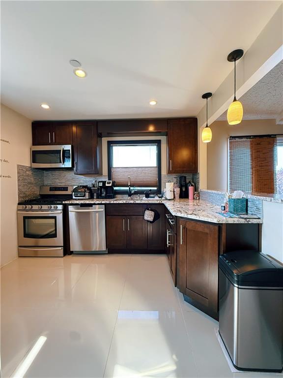 22 Wilshire Court Out of NYC Freeport NY 11520