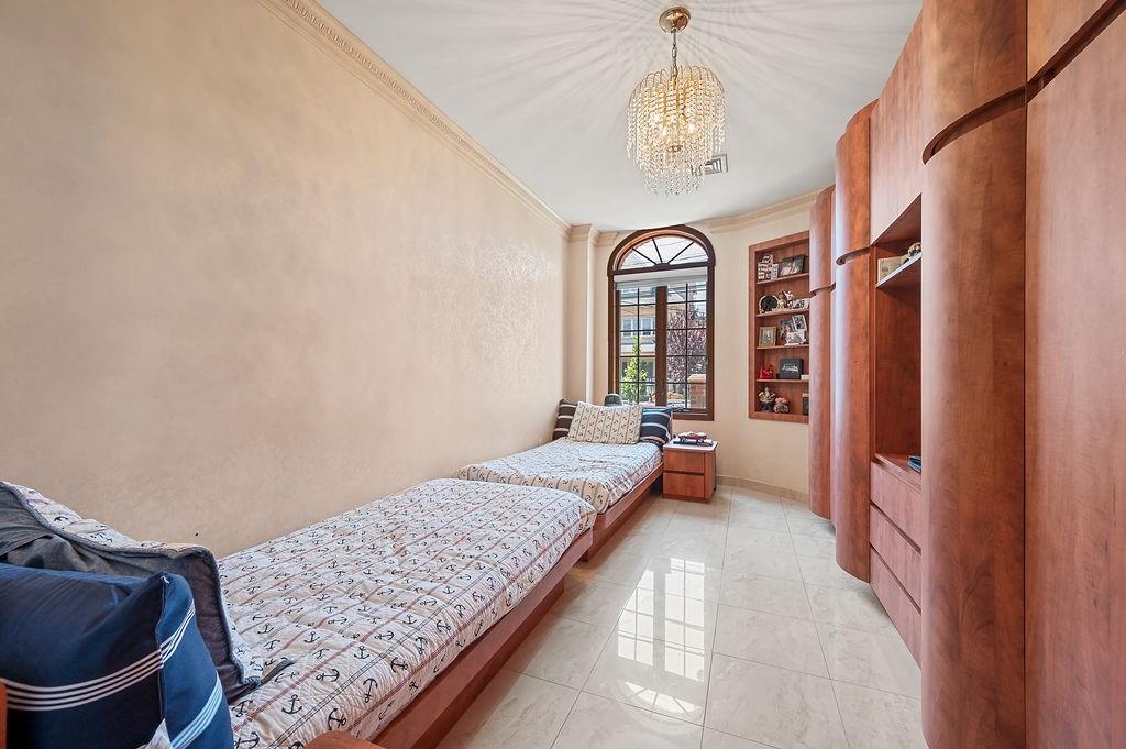 7325 14th Avenue Bensonhurst Brooklyn NY 11228