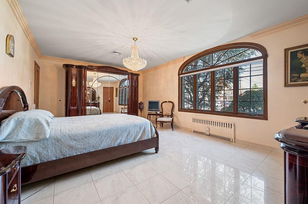 7325 14th Avenue Bensonhurst Brooklyn NY 11228
