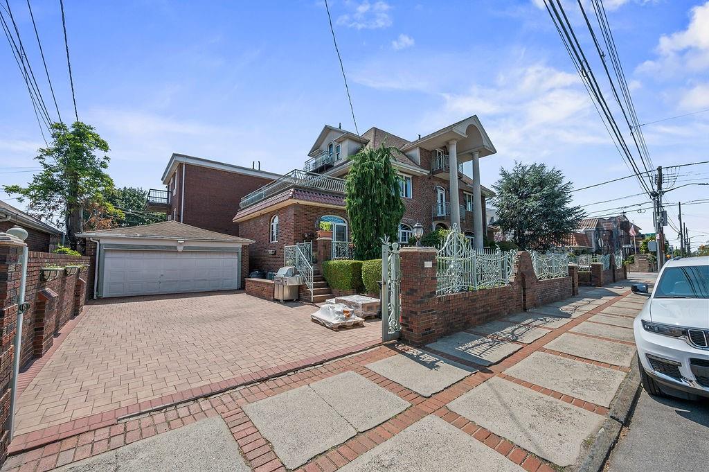 7325 14th Avenue Bensonhurst Brooklyn NY 11228