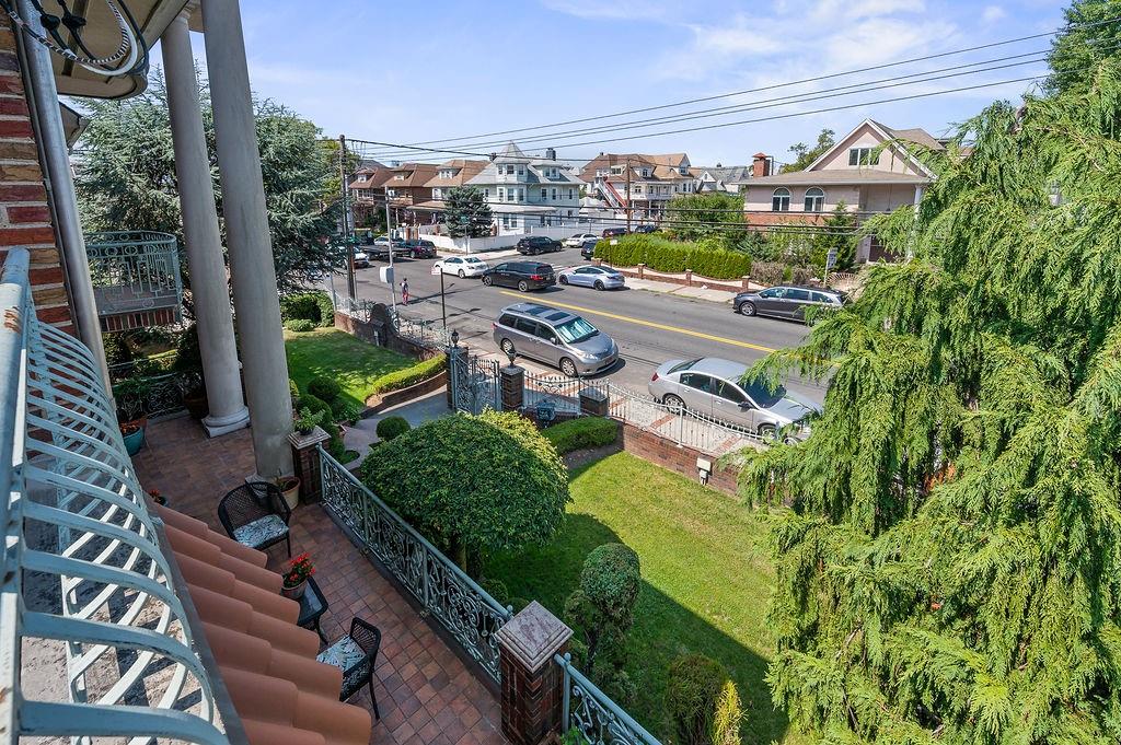 7325 14th Avenue Bensonhurst Brooklyn NY 11228