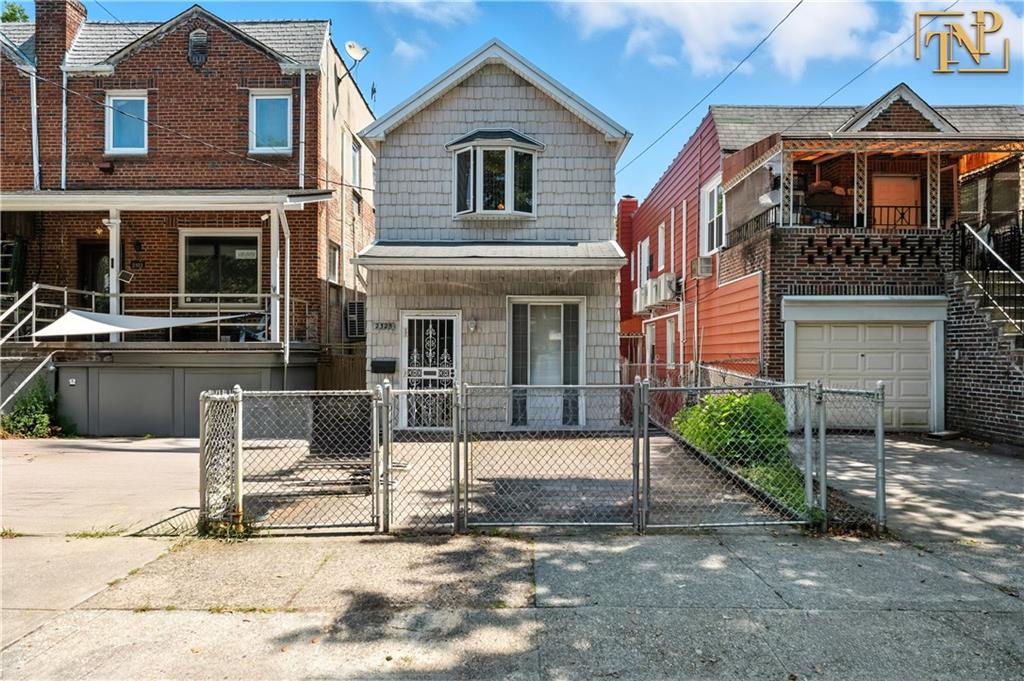 2325 E 27th Street Sheepshead Bay Brooklyn NY 11229