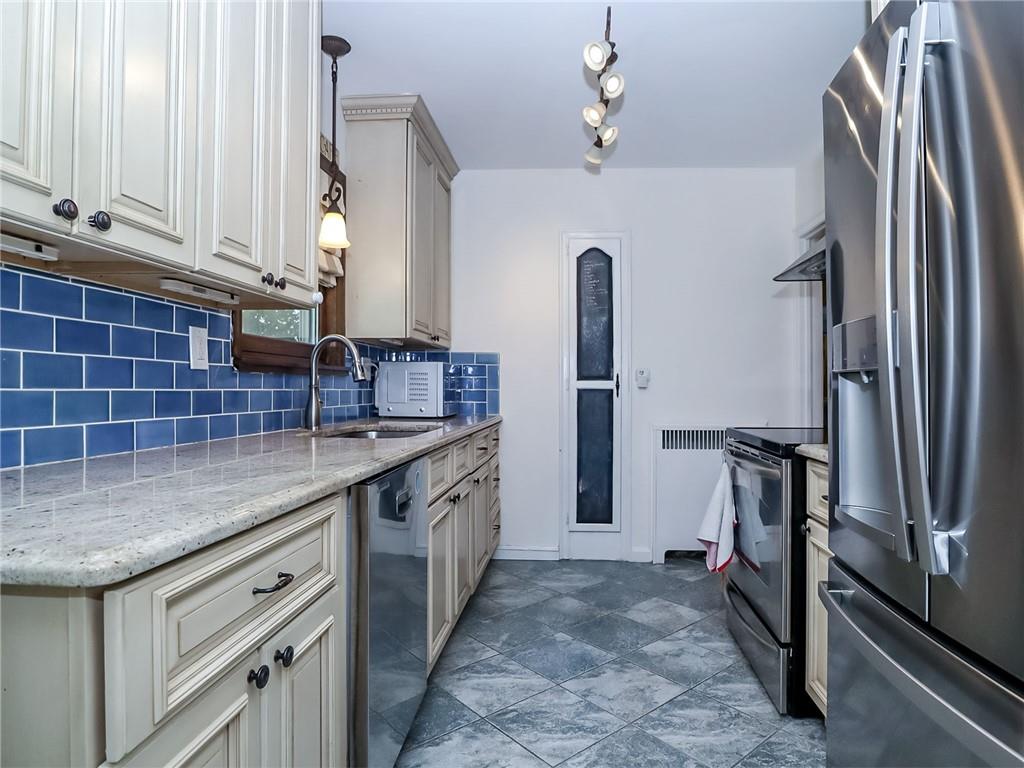 106 Carroll Place St. George Staten Island NY 10301