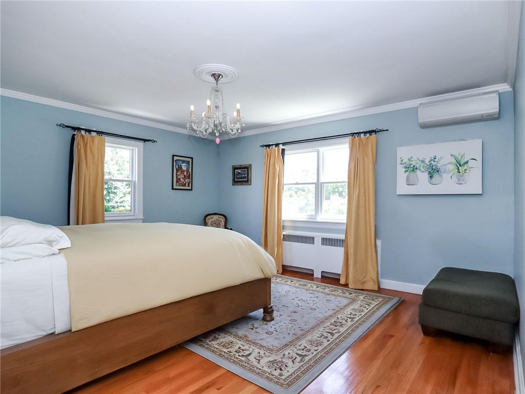 106 Carroll Place St. George Staten Island NY 10301