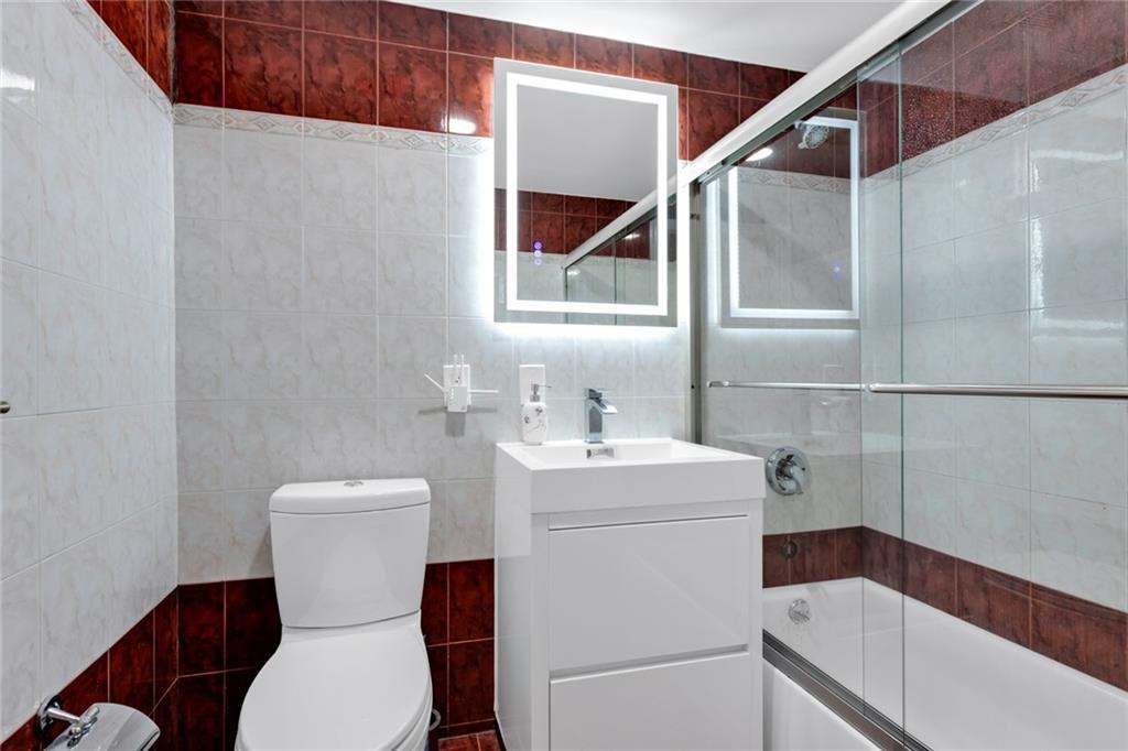 3415 Guider Avenue Sheepshead Bay Brooklyn NY 11235