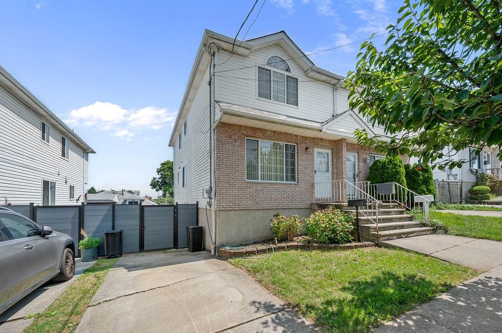 95 Reynolds Street Rosebank Staten Island NY 10305