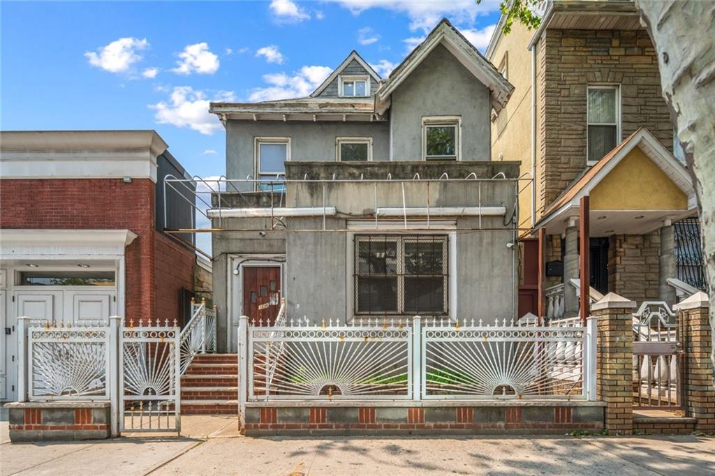 106 Pennsylvania Avenue East New York Brooklyn NY 11207