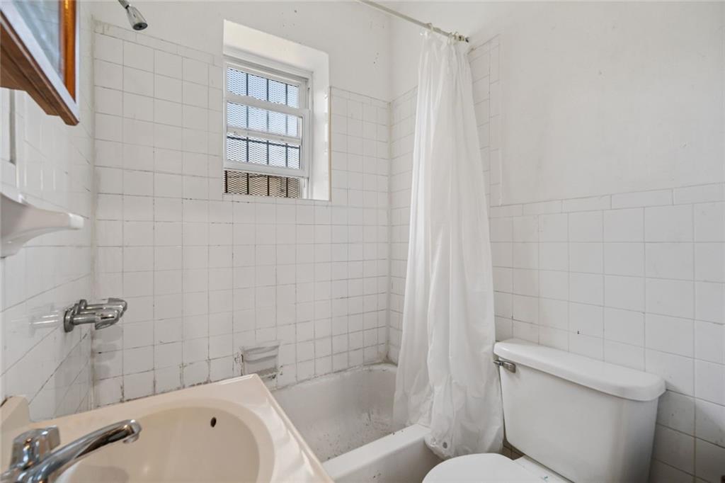 106 Pennsylvania Avenue East New York Brooklyn NY 11207