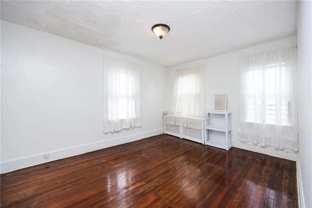 19512 McLaughlin Avenue Jamaica Estates Holliswood NY 11423