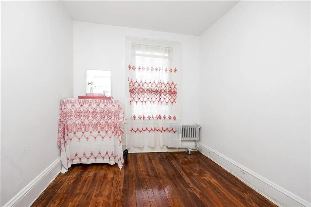19512 McLaughlin Avenue Jamaica Estates Holliswood NY 11423