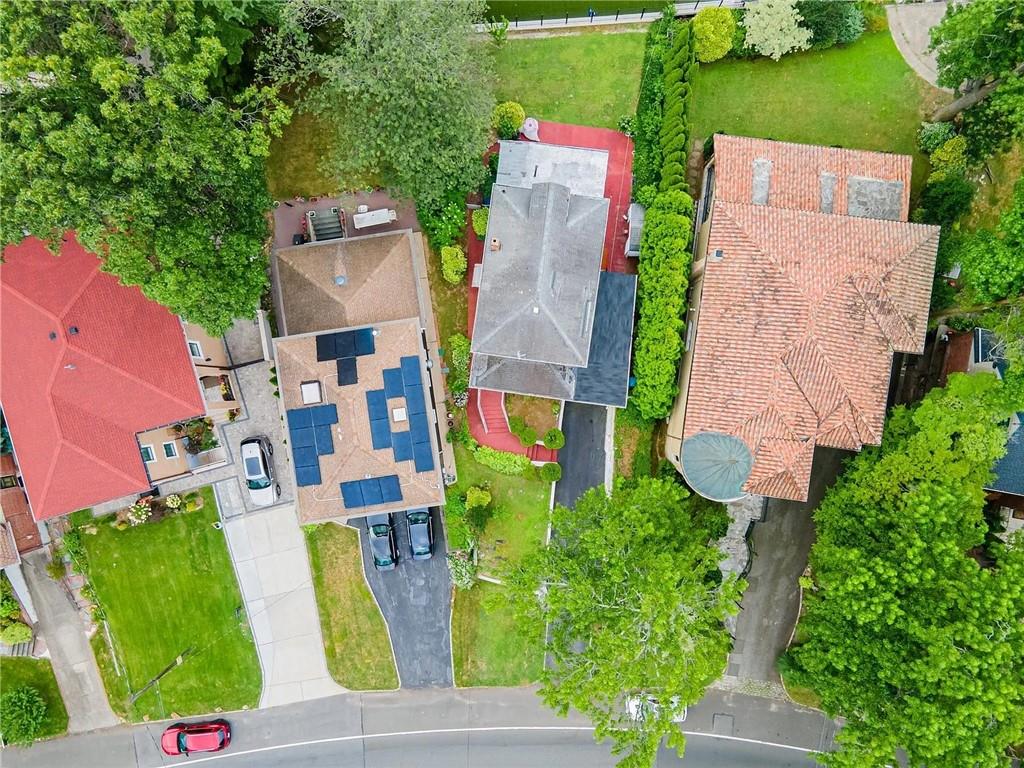 19512 McLaughlin Avenue Jamaica Estates Holliswood NY 11423