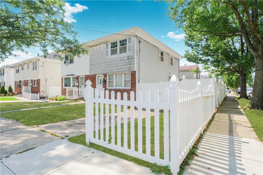 194 Tysens Lane New Dorp Staten Island NY 10306