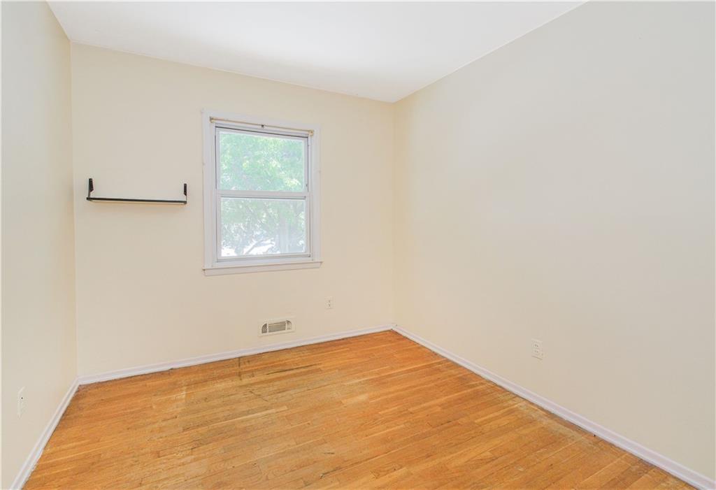 194 Tysens Lane New Dorp Staten Island NY 10306