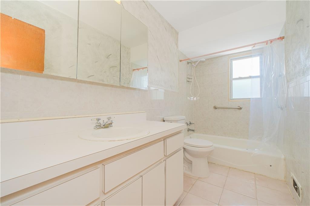 194 Tysens Lane New Dorp Staten Island NY 10306