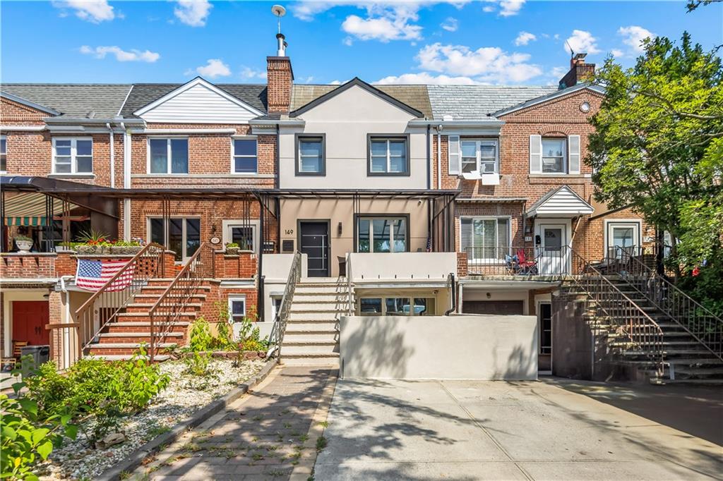 149 Pembroke Street Manhattan Beach Brooklyn NY 11235