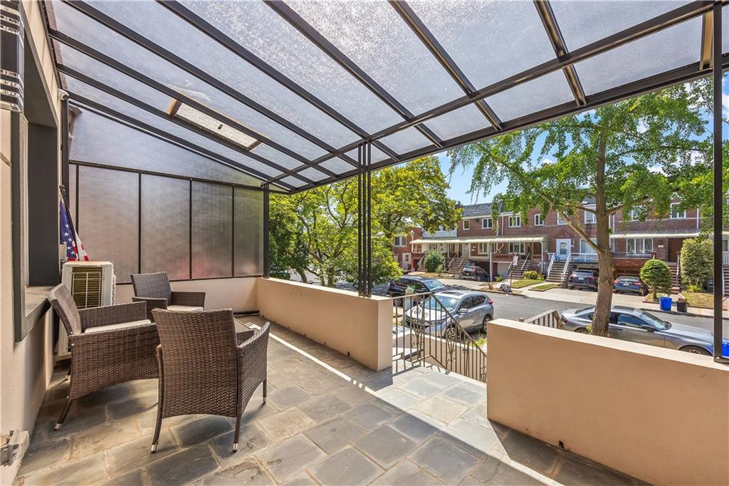 149 Pembroke Street Manhattan Beach Brooklyn NY 11235