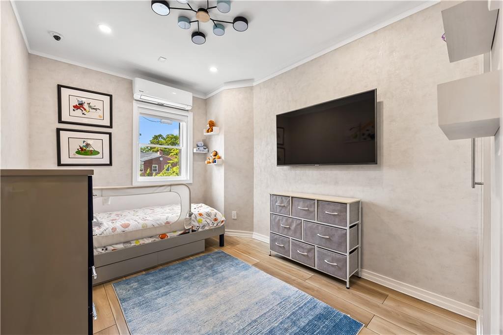 149 Pembroke Street Manhattan Beach Brooklyn NY 11235