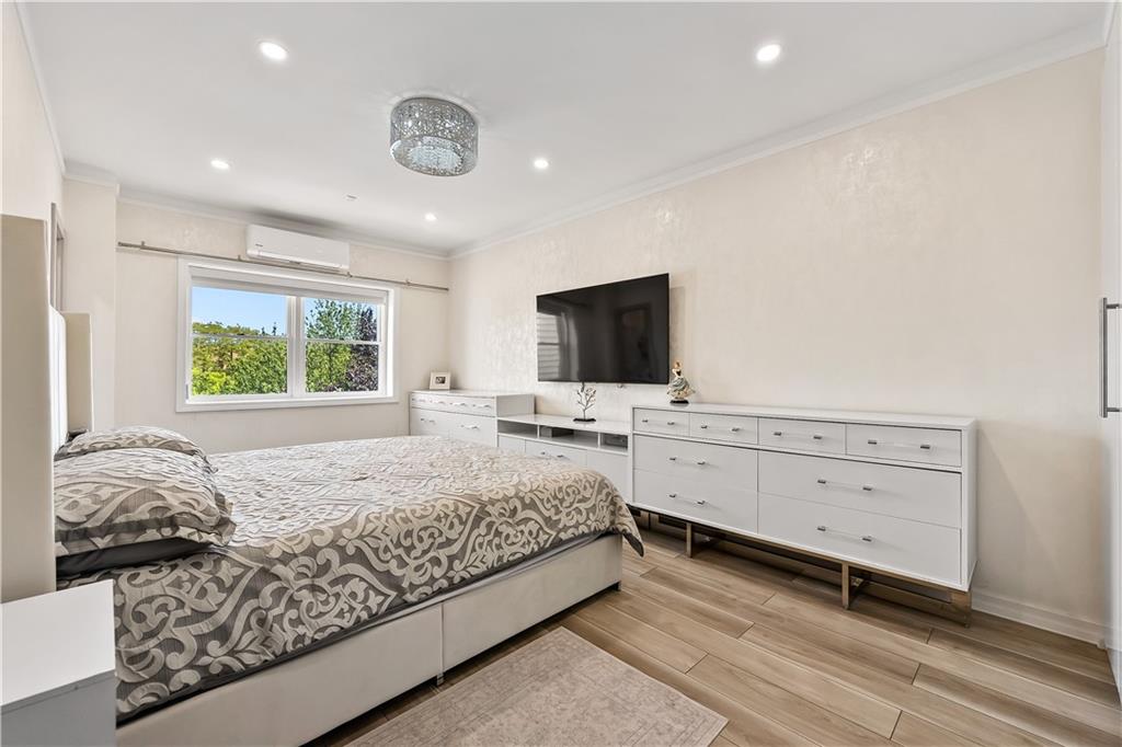 149 Pembroke Street Manhattan Beach Brooklyn NY 11235