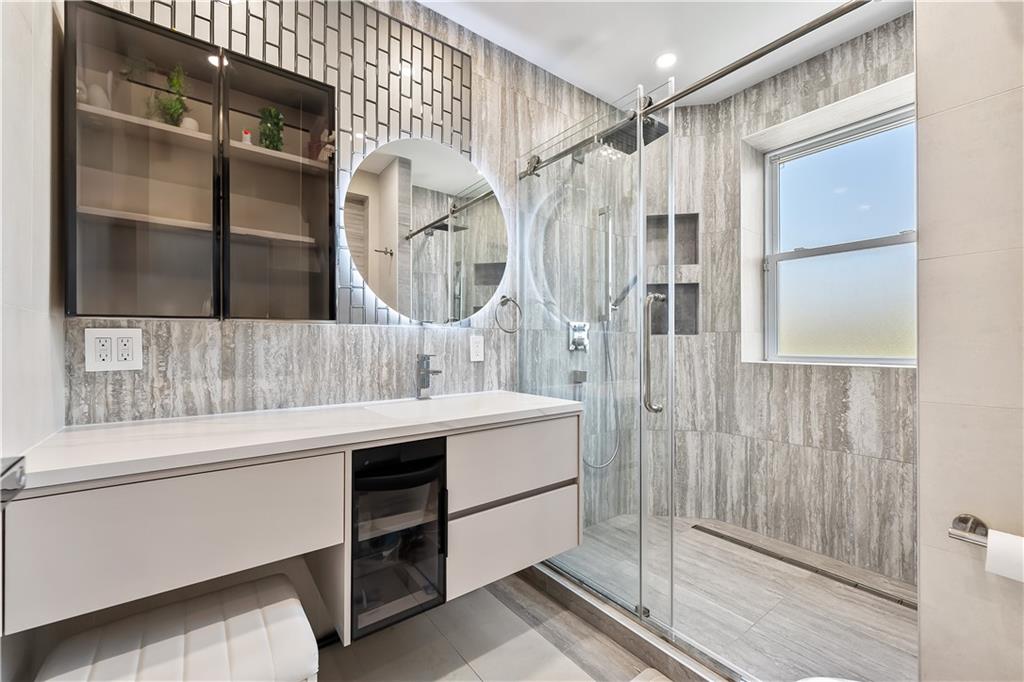 149 Pembroke Street Manhattan Beach Brooklyn NY 11235