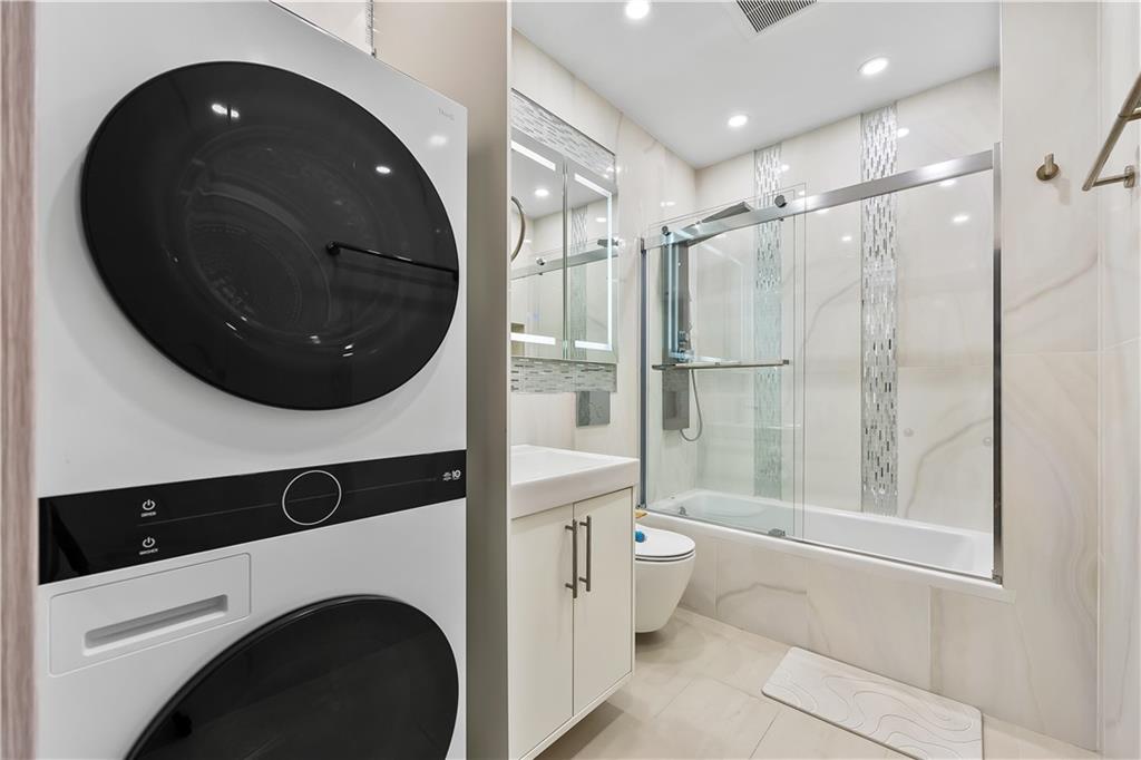 149 Pembroke Street Manhattan Beach Brooklyn NY 11235
