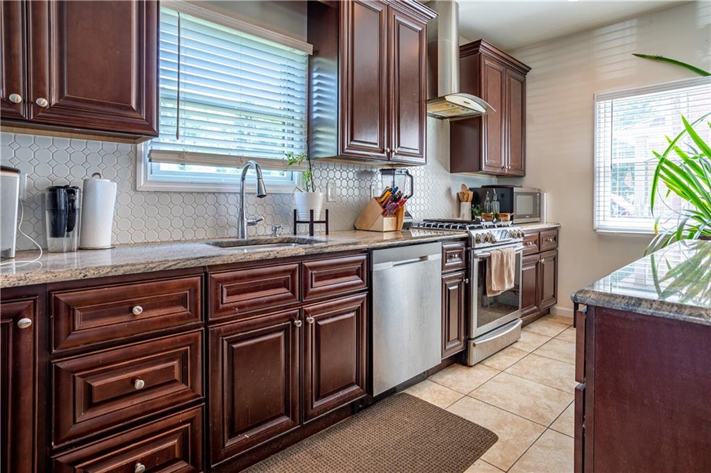 84 Stobe Avenue Dongan Hills Staten Island NY 10306