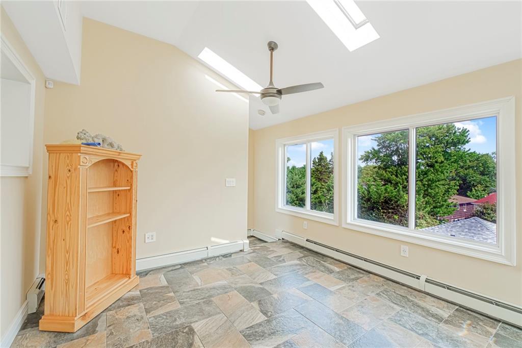 5434 Amboy Road Huguenot State Island NY 10312