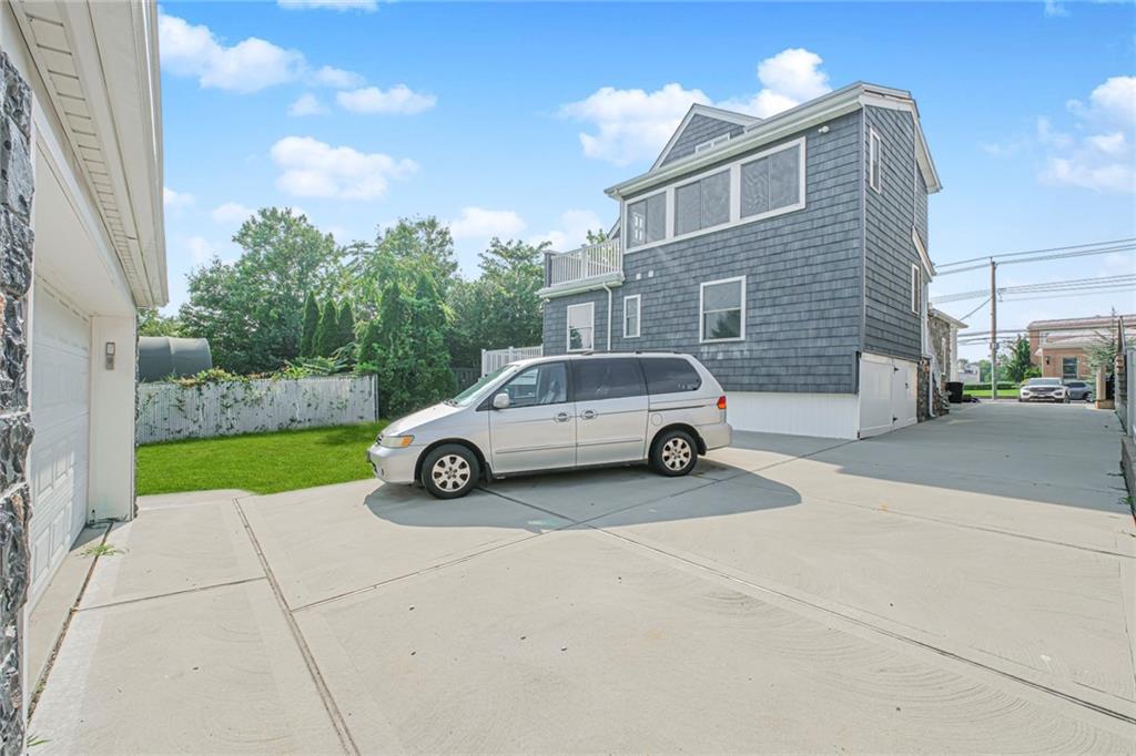 5434 Amboy Road Huguenot State Island NY 10312