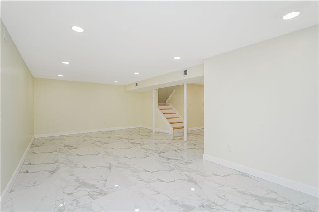 151 Regis Drive Graniteville Staten Island NY 10314