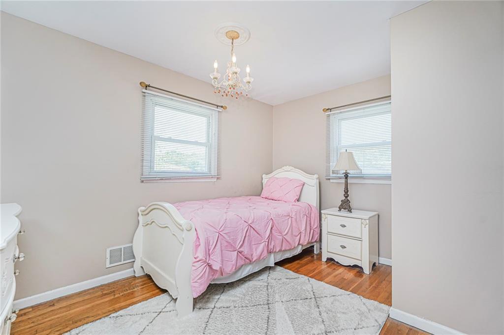 124 Barbara Street Richmond Town Staten Island NY 10306