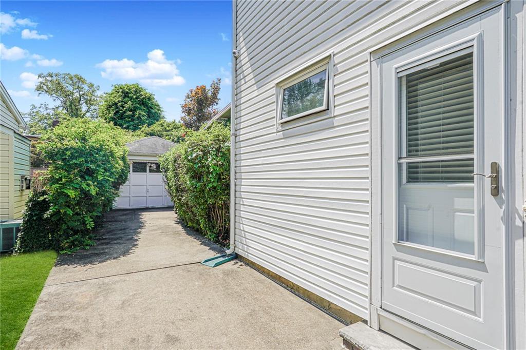 124 Barbara Street Richmond Town Staten Island NY 10306