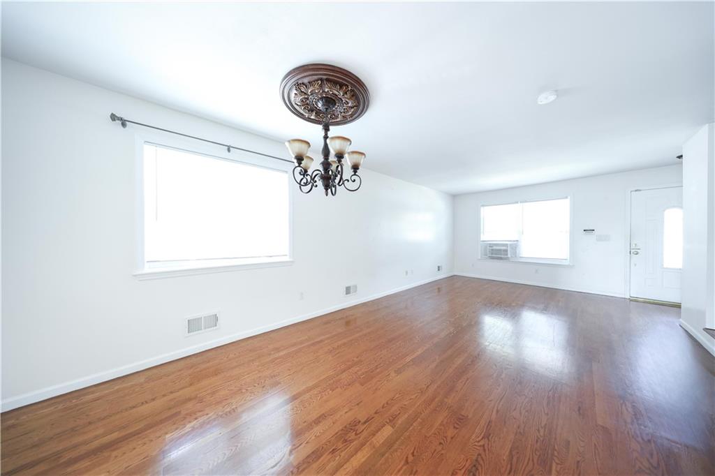 490 Collfield Avenue Castleton Corners Staten Island NY 10314