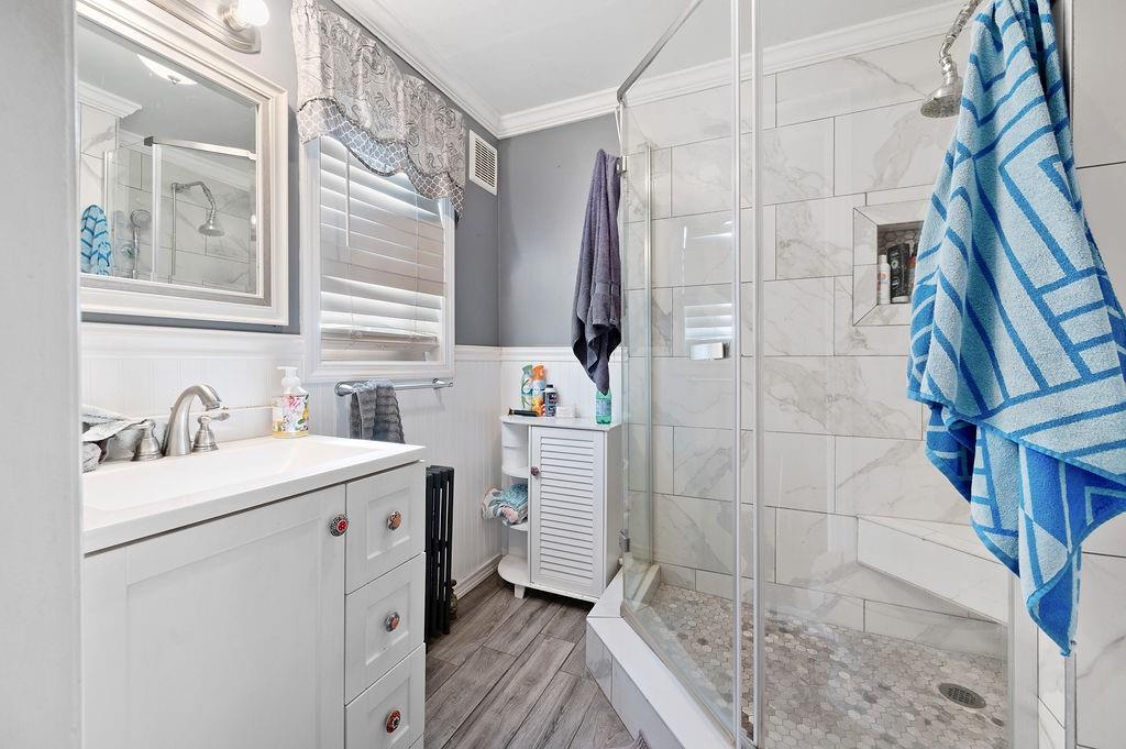 198 Bay 11th Street Bensonhurst Brooklyn NY 11228