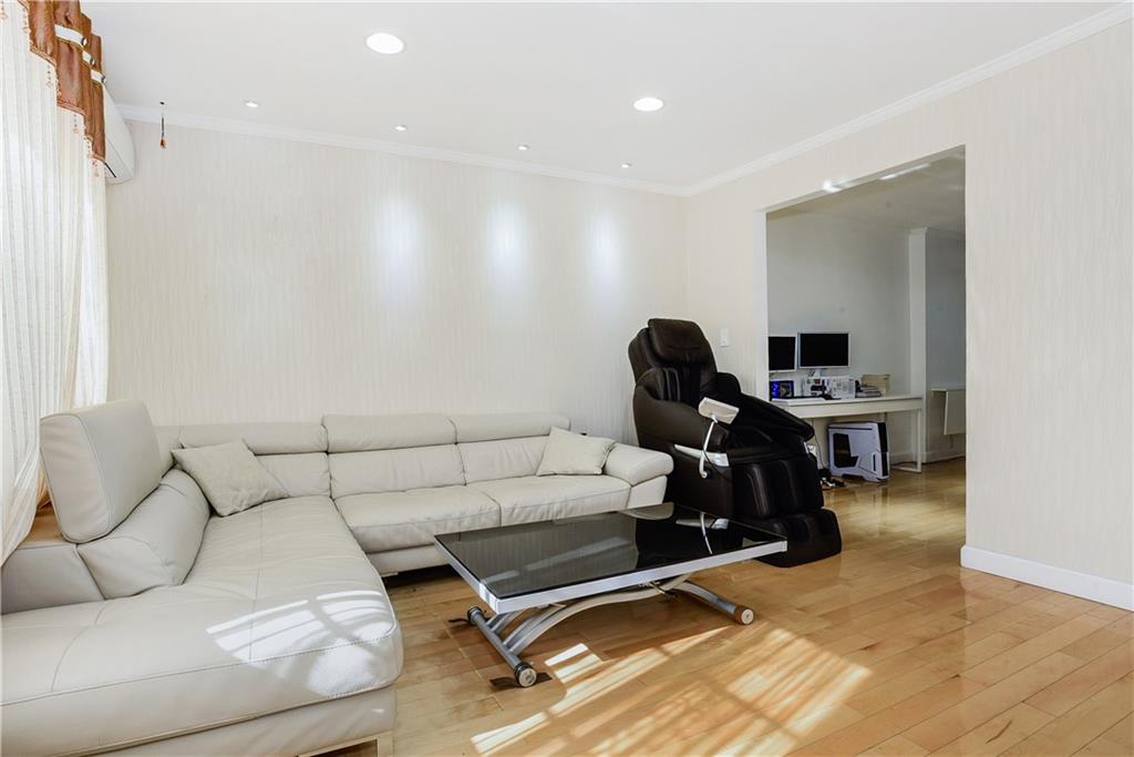251 67th Street Bay Ridge Brooklyn NY 11220
