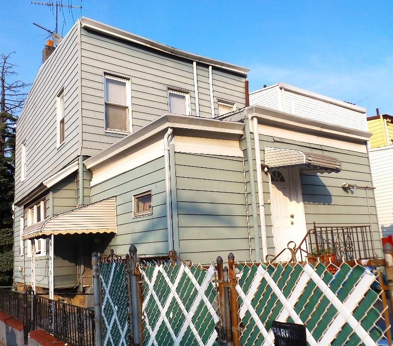 1048 East 98th Street Canarsie Brooklyn NY 11236