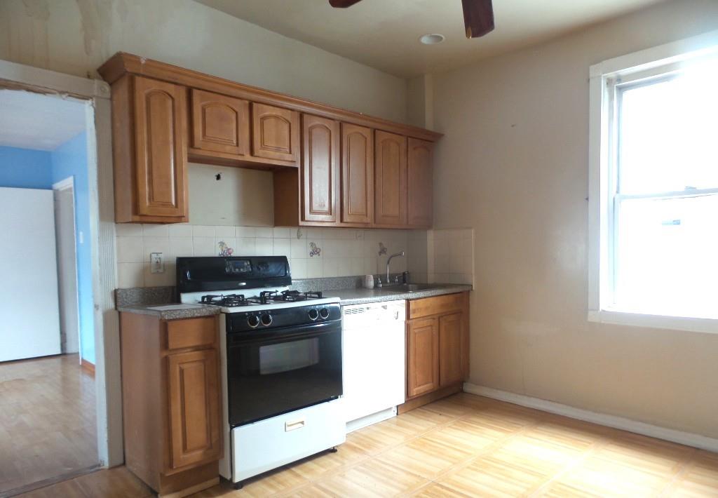 1048 East 98th Street Canarsie Brooklyn NY 11236