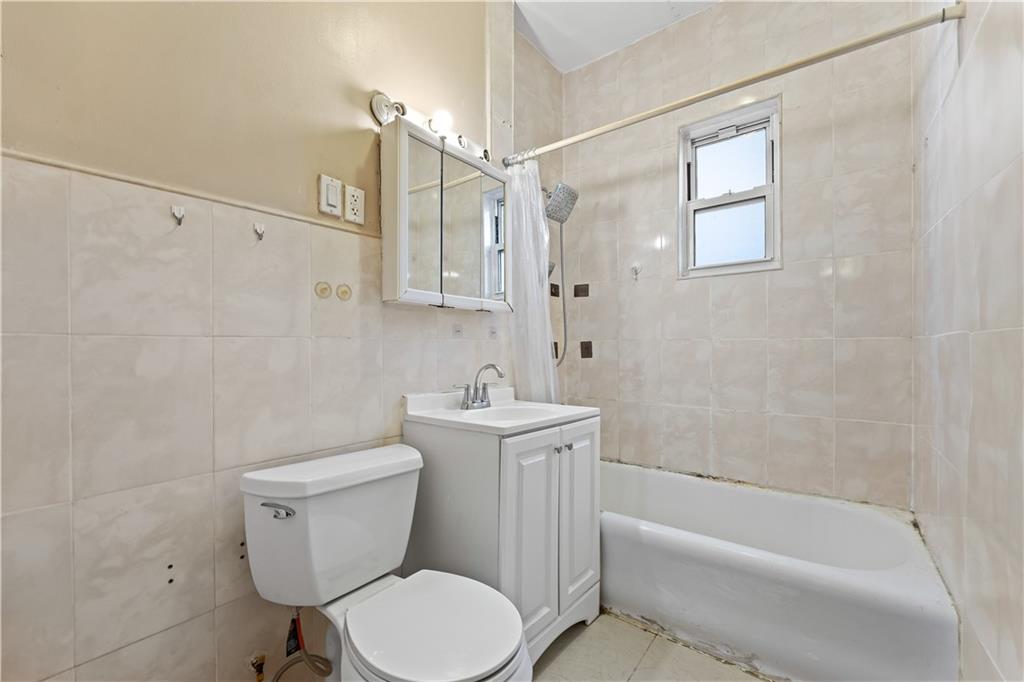 2418 East 23 Street Sheepshead Bay Brooklyn NY 11235