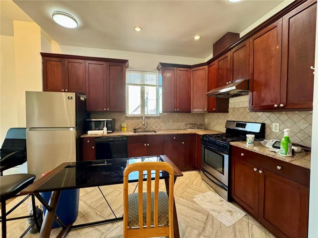 207 Bay 31st Street Bensonhurst Brooklyn NY 11214