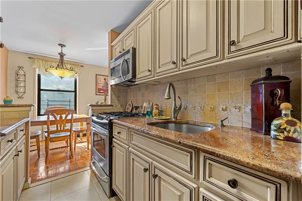 6901 Narrows Avenue Bay Ridge Brooklyn NY 11209
