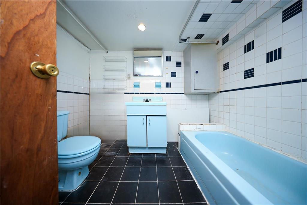 2121 East 17 #1 Street Sheepshead Bay Brooklyn NY 11229
